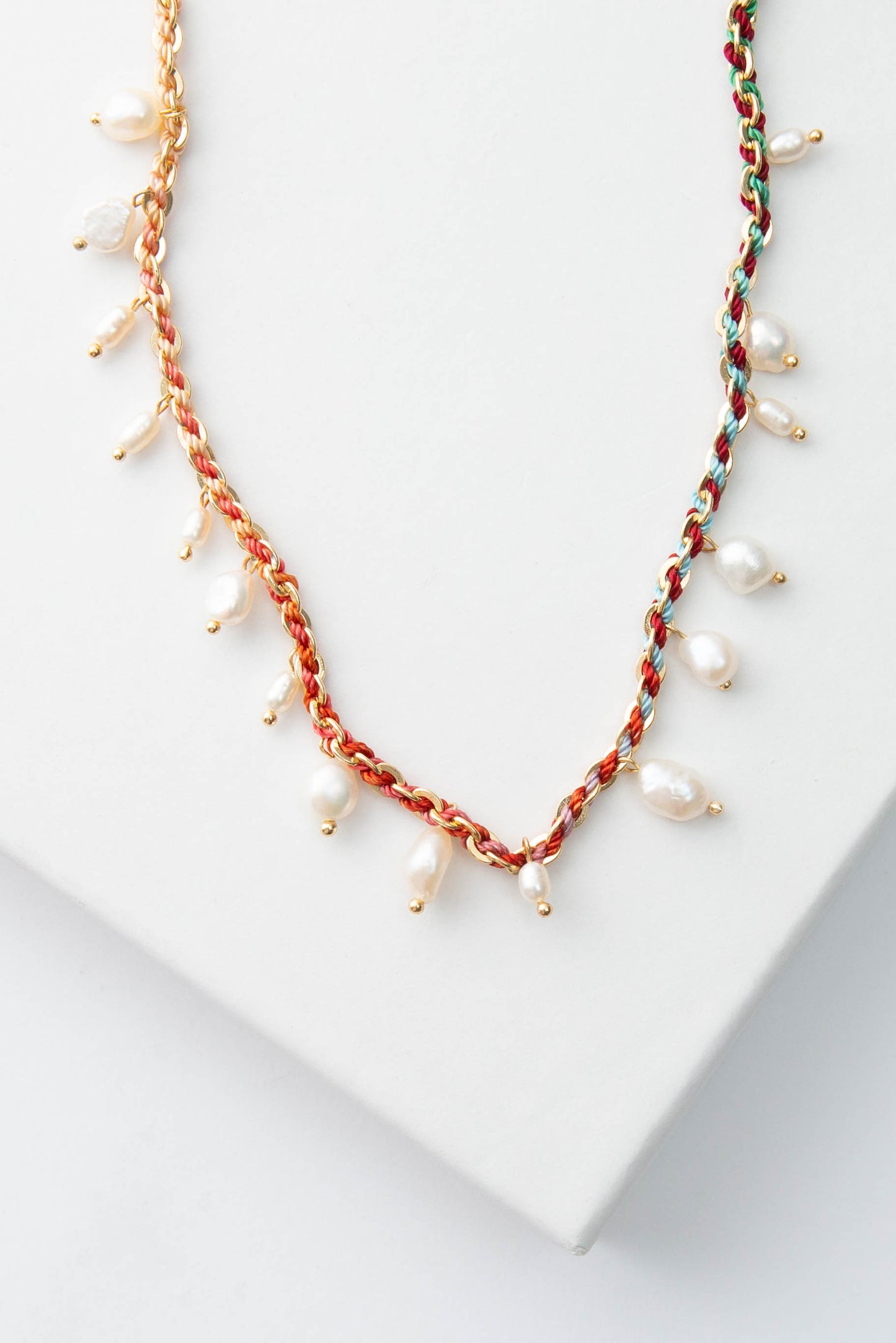 Braided Gradient Pearl Necklace
