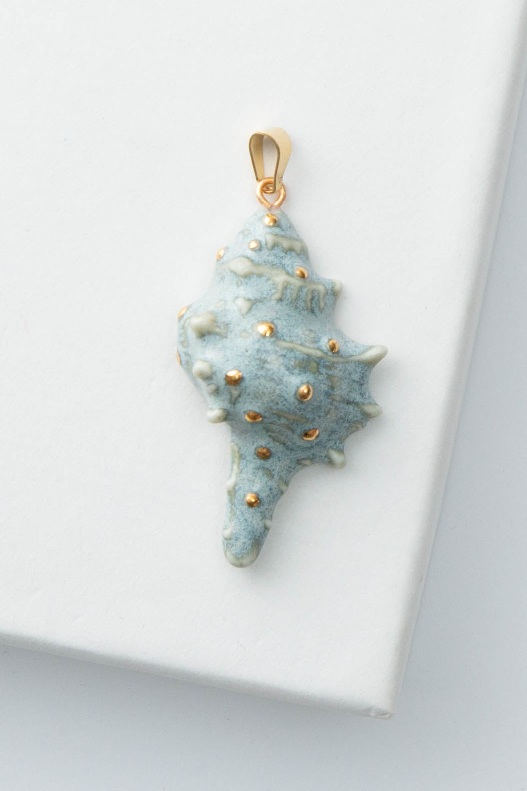 Robin Shell Charm